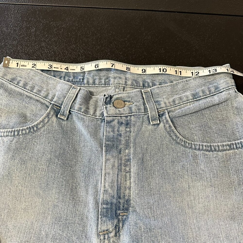 Lee Riders Capri Jean Size 10 Med Fits more like Size 8 Light Blue Wash Denim - Picture 6 of 13
